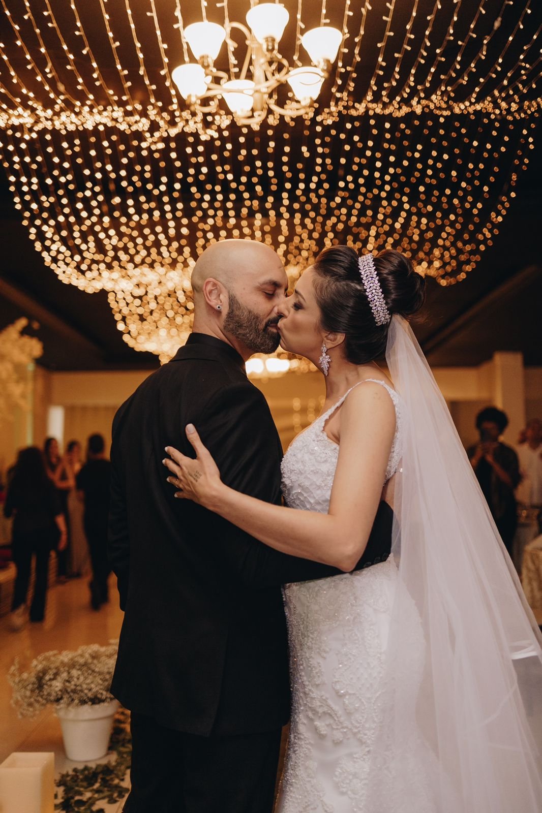 Casal de noivos no Grand Hall Freguesia do Ó